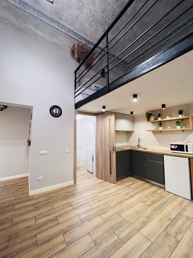 Апартаменты На Троицкой Odessa Exterior foto